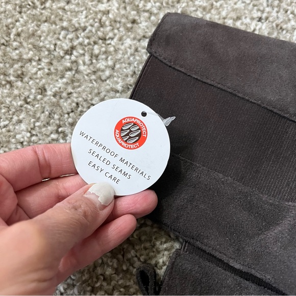 NWT Blondo Dark Brown Suede Selena Chelsea Boots 9.5 - Picture 10 of 11